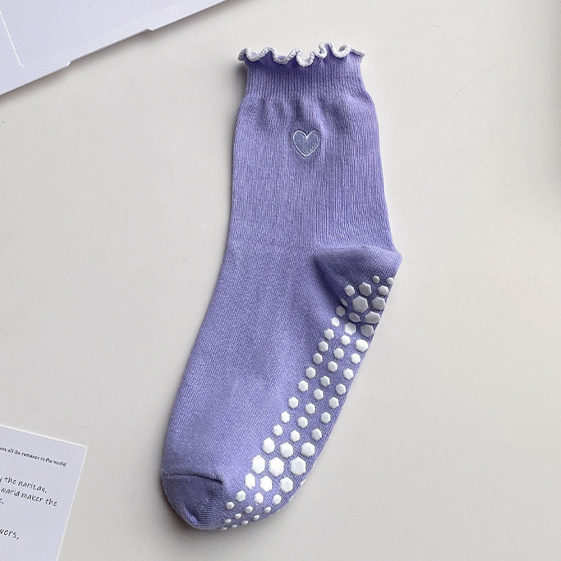 Yoga socks - Women's mid-calf tube socks for professional fitness, anti-slip, Pilates. Embroidered with love on the front. Suitable for sports on the floor.