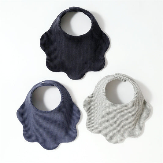 Pure cotton waffle-style water towel baby flower-shaped bib for summer 360-degree rotation newborn cover-up cute solid color