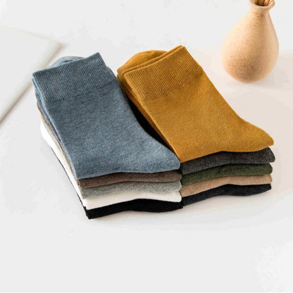 Spring, Autumn and Winter Men's Solid Color Cotton Mid-Calf Socks with High Elasticity Men's Wearable Socks