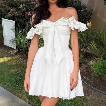 Women's fishbone pure desire white dress, sexy V-neck with bow tie at the waist, backless, revealing white dress.