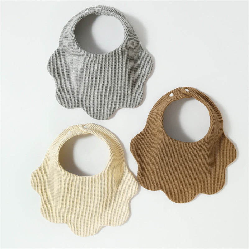 Pure cotton waffle-style water towel baby flower-shaped bib for summer 360-degree rotation newborn cover-up cute solid color