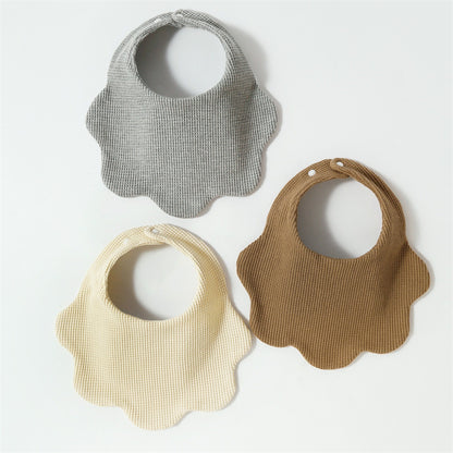 Pure cotton waffle-style water towel baby flower-shaped bib for summer 360-degree rotation newborn cover-up cute solid color