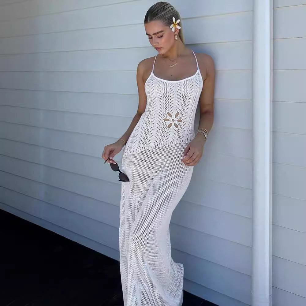 Summer fashion sexy backless knitted sweater with straps and openwork, figure-hugging dress