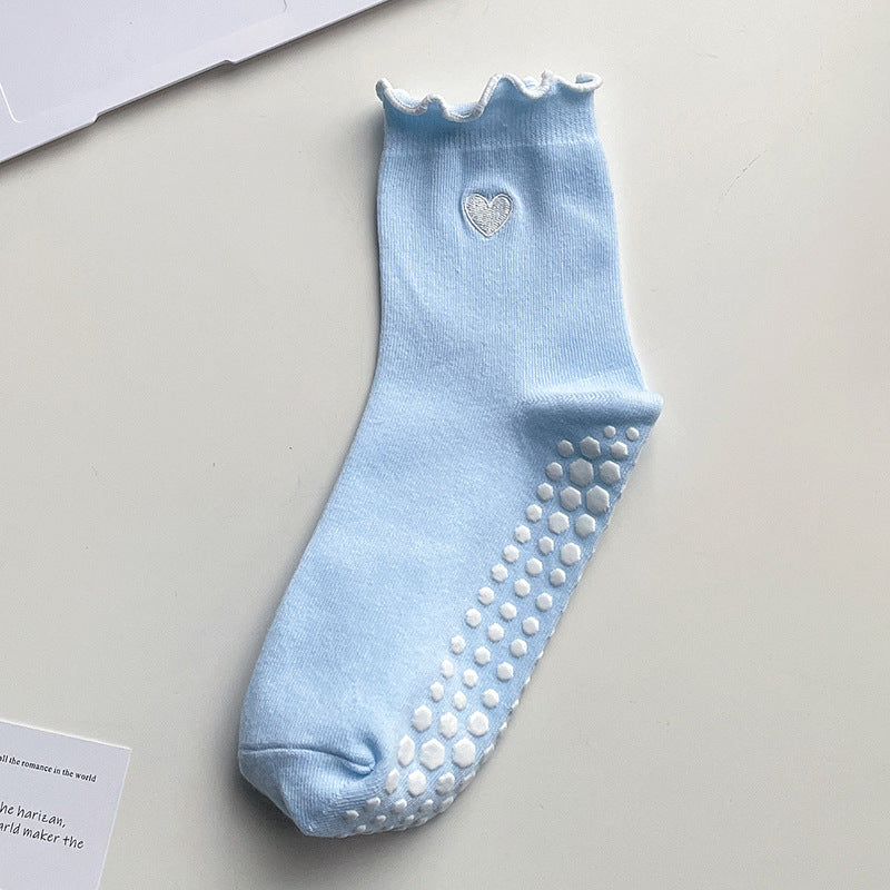 Yoga socks - Women's mid-calf tube socks for professional fitness, anti-slip, Pilates. Embroidered with love on the front. Suitable for sports on the floor.