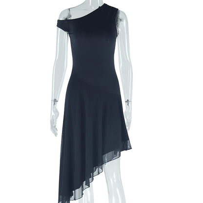 Women's fashionable solid-color dress with a slanting collar, revealing a single shoulder, sleeveless and with an irregular shape Dress