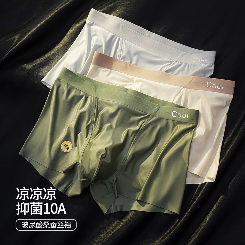 Antibacterial mulberry silk cooling underwear for men - smooth, shiny, luxurious, ideal choice for men.