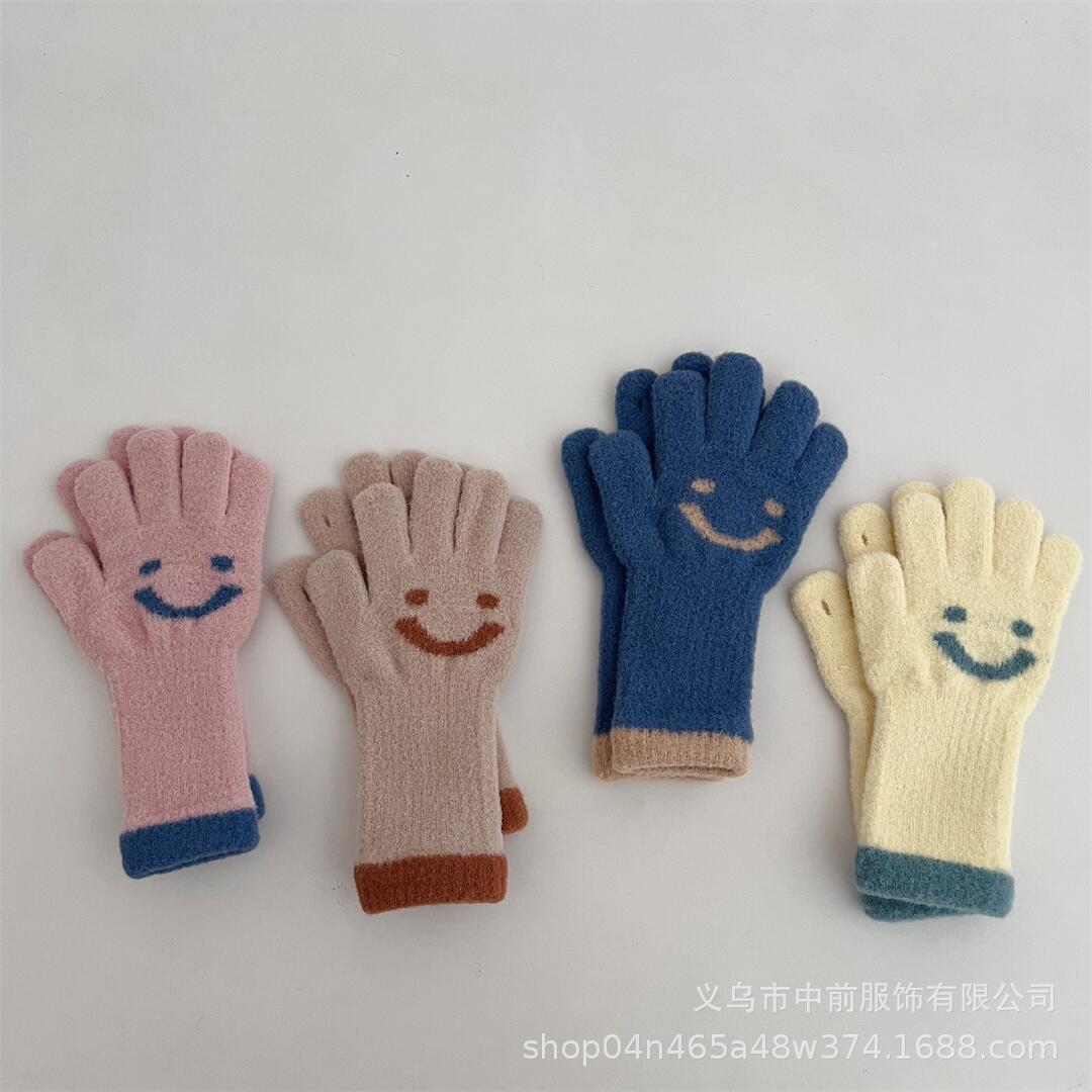 冬季儿童可触屏长款笑脸拼色五指针织手套男女童宝宝保暖分指手套