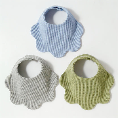 Pure cotton waffle-style water towel baby flower-shaped bib for summer 360-degree rotation newborn cover-up cute solid color