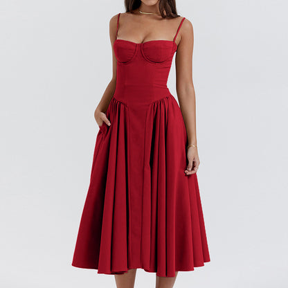 Summer off-the-shoulder dress in new style with a waistline, fashionable and sexy red strapless dress for women