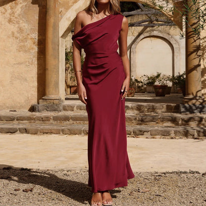 Women's fashionable asymmetric single-shoulder elegant cinched-waist French-style dress for long women's skirts with high-quality texture and luxurious feel