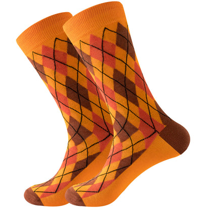 The same style striped men's and women's socks, trendy and colorful, for street wear, featuring a bold and unique design in mid-calf length.