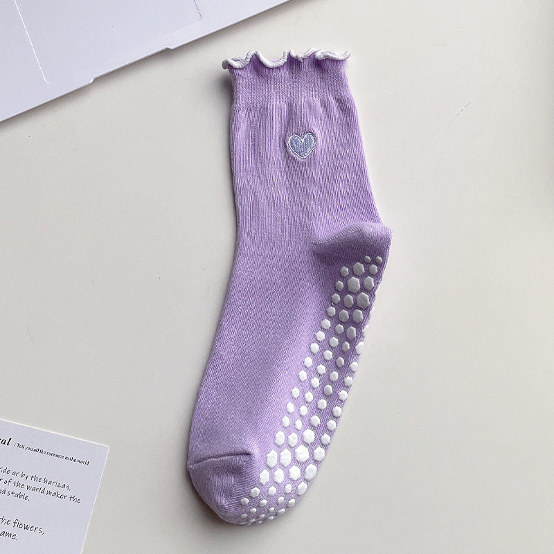 Yoga socks - Women's mid-calf tube socks for professional fitness, anti-slip, Pilates. Embroidered with love on the front. Suitable for sports on the floor.