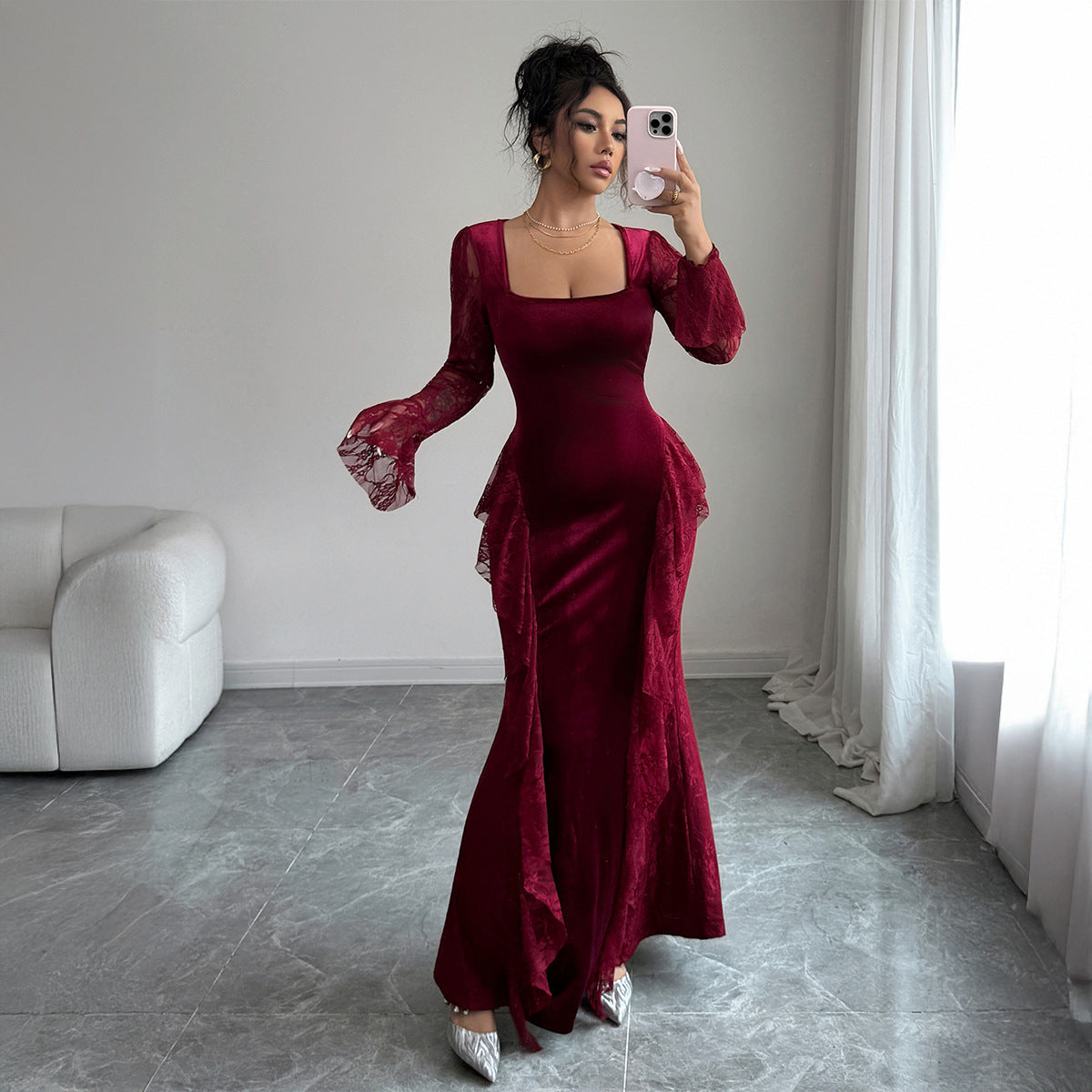 Elegant lace-edged round-neck long dress, women's winter and autumn wear