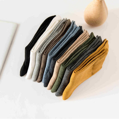 Spring, Autumn and Winter Men's Solid Color Cotton Mid-Calf Socks with High Elasticity Men's Wearable Socks
