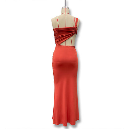 Summer sexy single-shoulder backless plunging strapless dress in fashionable solid color with pleated and gathered long skirt