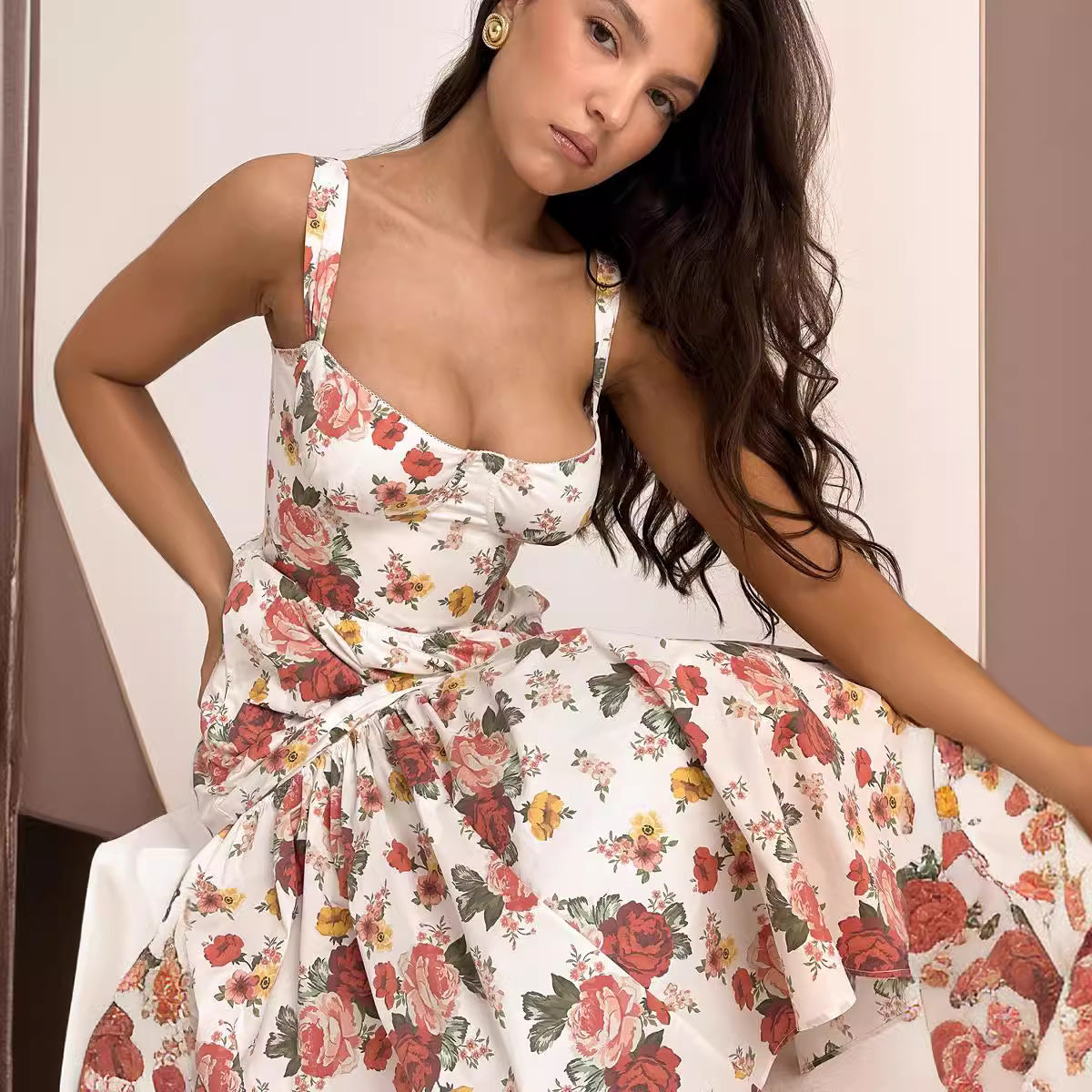 Women's sleeveless bandeau halter top with lace and solid color mid-length spicy style dress with floral pattern cake-shaped A-line skirt
