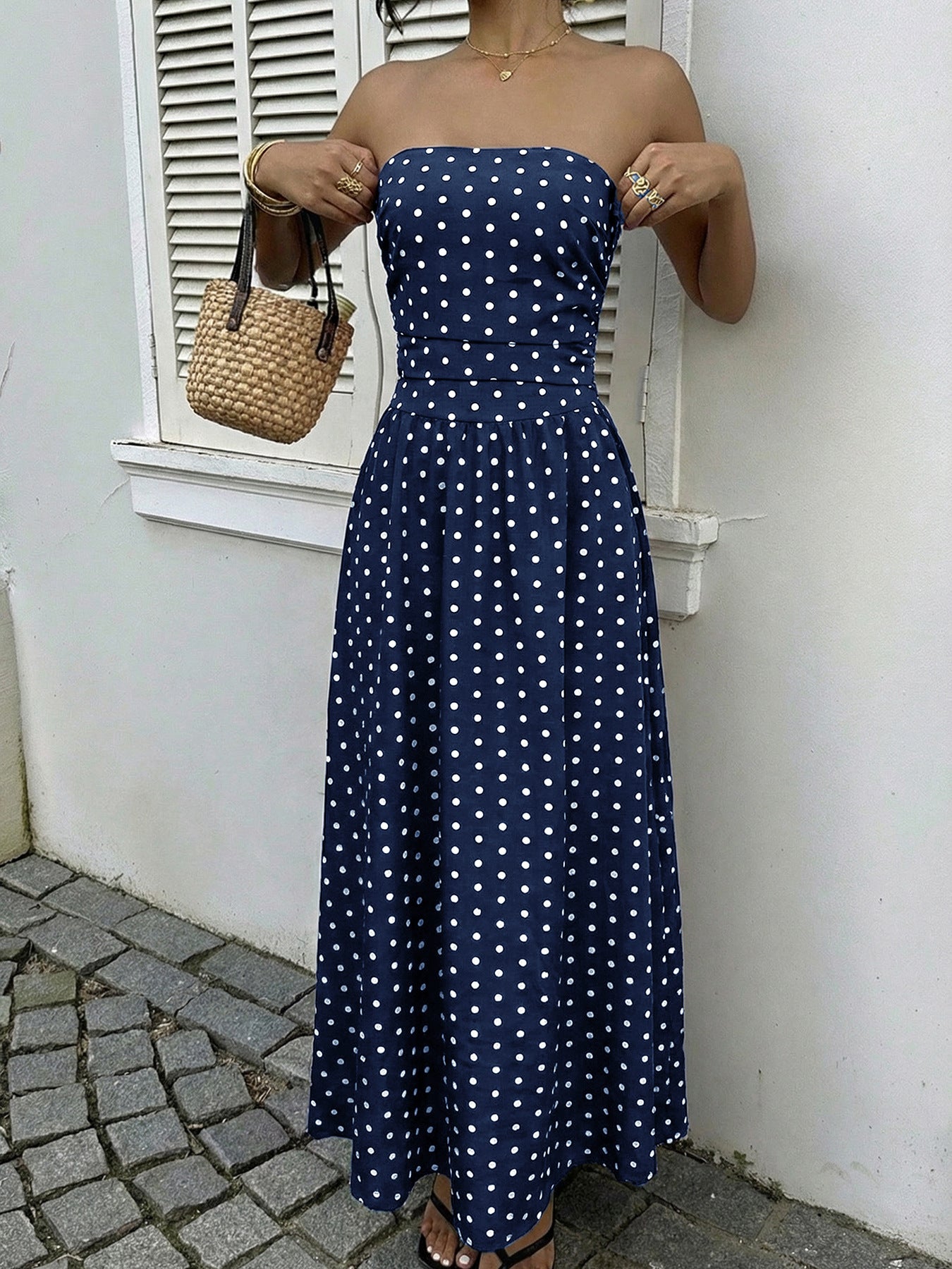 French-style elegant polka dot printed dress with sleeveless, plunging neckline and fitted waist for women