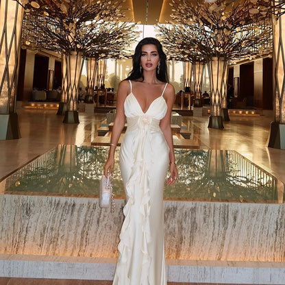 Summer halter dress, long dress with ruffled edges, beach style, three-dimensional fitted waist design