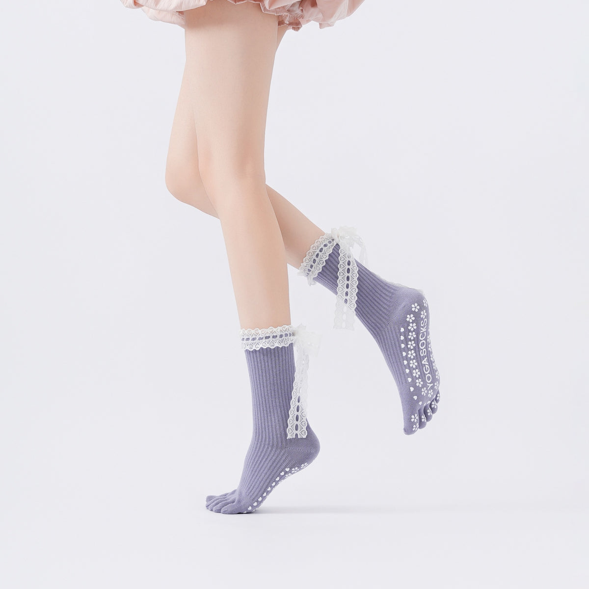 Yoga five-finger socks - women's anti-slip lace-edged exercise Pilates stockings with split toes and breathable, sweat-absorbing properties